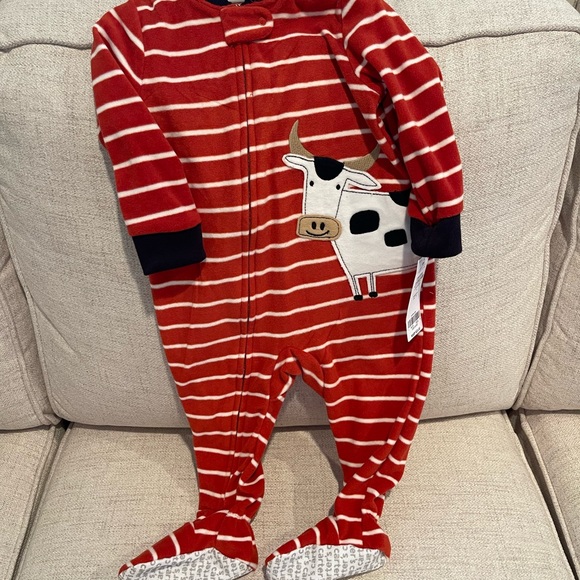 New with Tags Carters Fleece Pajamas 12 months - Picture 2 of 3